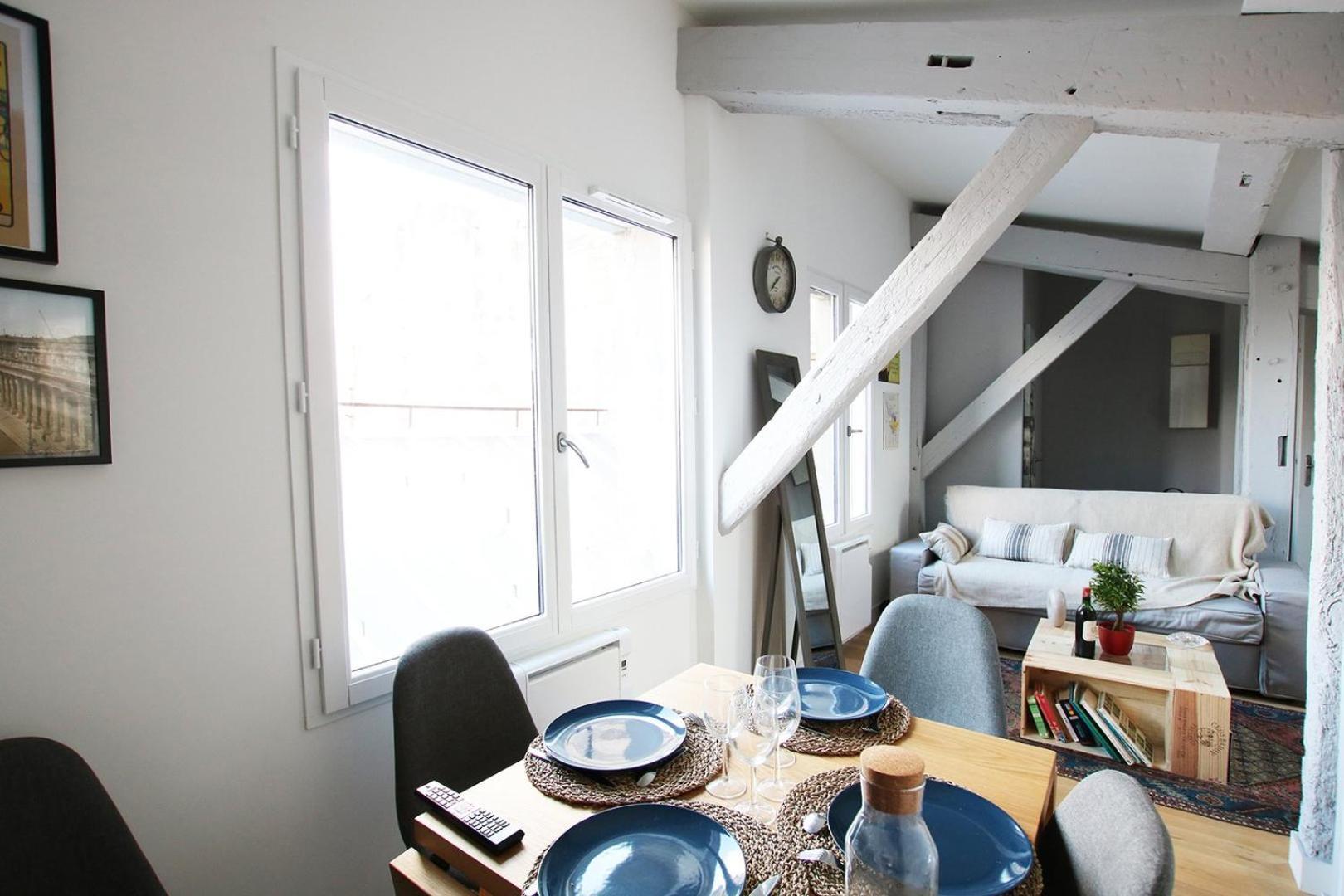 Guestready - Sunny Attic Apt Near Grand Theatre Bordeaux Exterior photo